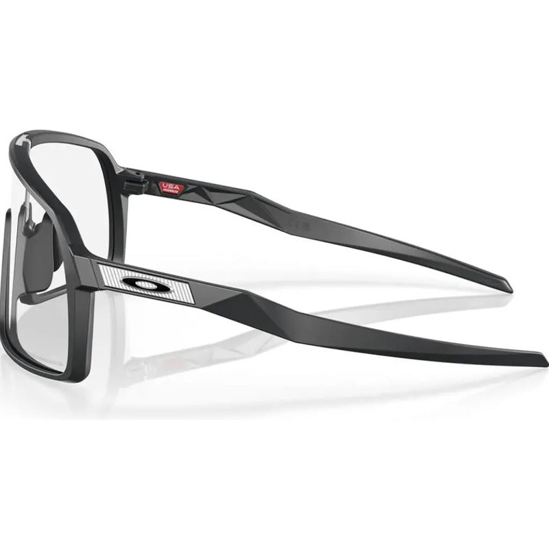 Lentes Oakley Sutro Fotocromáticos Ciclismo Oo9406, 940698 Transparente A Negro Iridium Fotocromático Carbono Mate