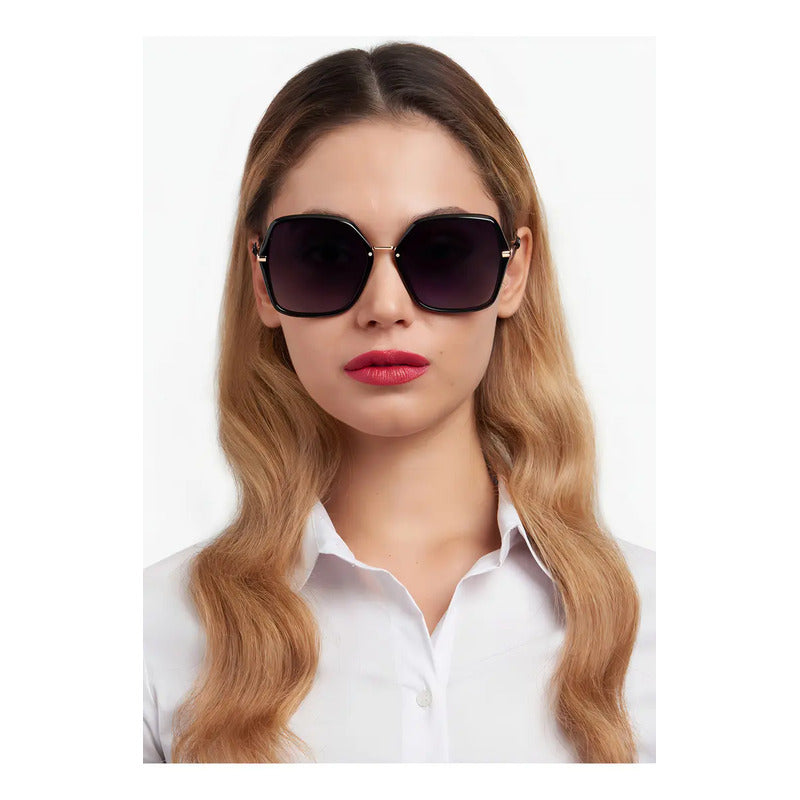 Lentes Ch Carolina Herrera Modelo 0217/s, 2m29o Lente Negro Varilla Negro Armazón Negro Diseño Único