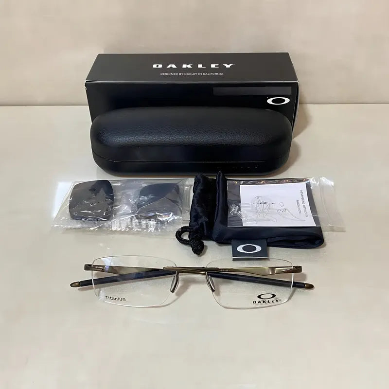 Gafas Oakley Wingfold Evr De Peltre Satinado De Titanio, Talla 53 Pewter